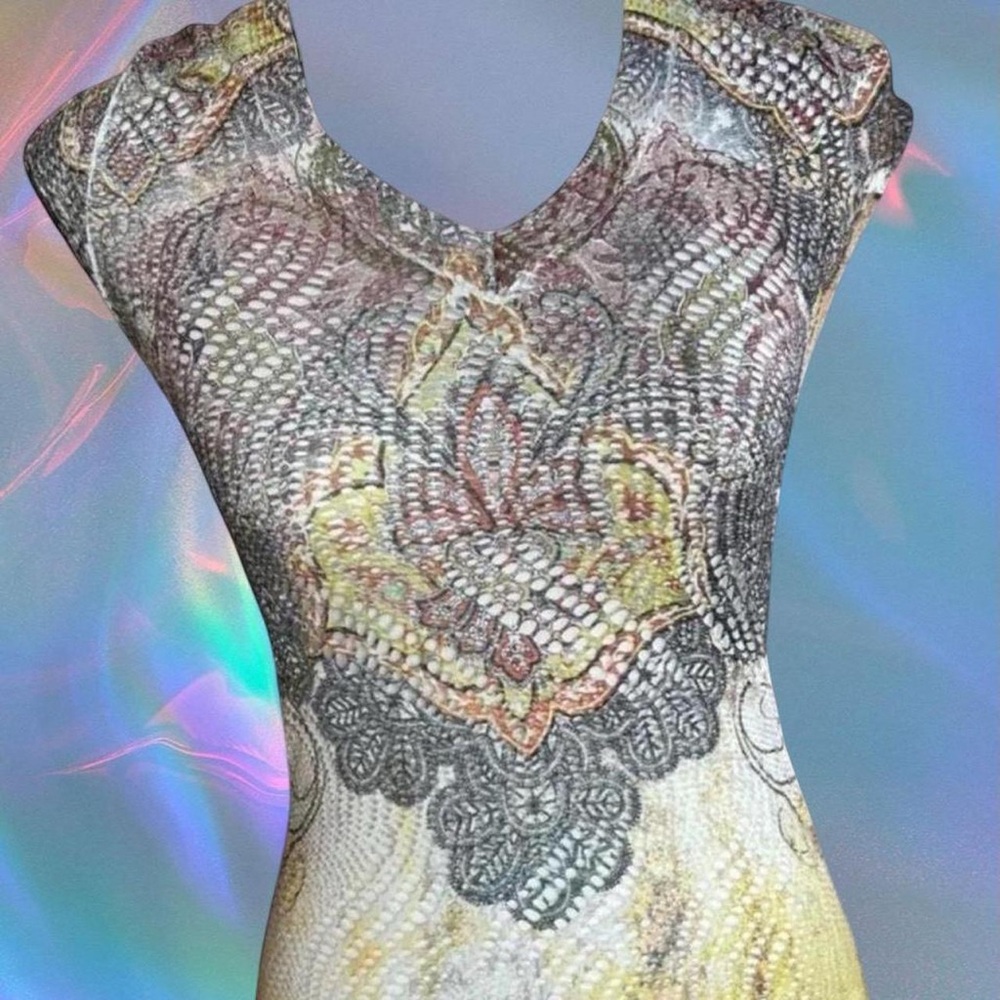 Body Central Vibrant Patterned Top - image 1